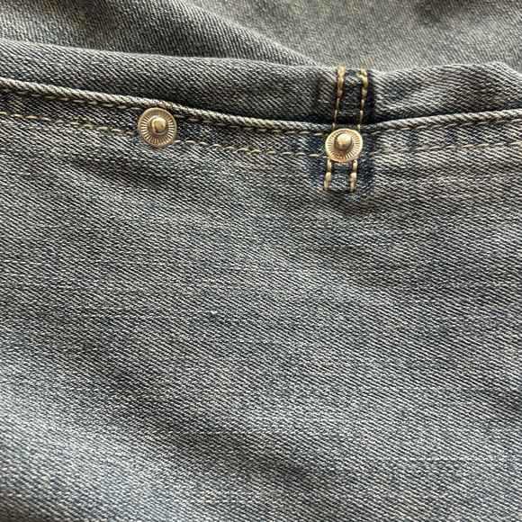 Blue Ankle Cropped Jeans with Faded Denim - Picture 8 of 8